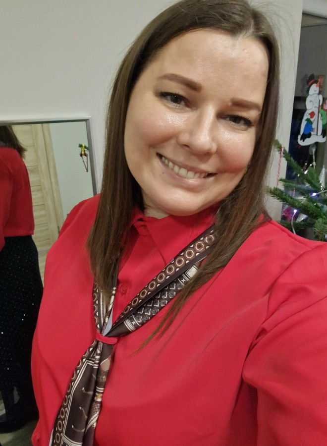 Dailūs marškiniai su skarele (2 spalvos)