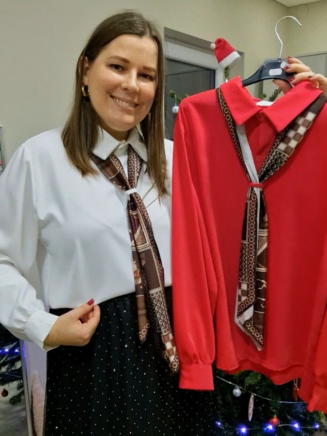 Dailūs marškiniai su skarele (2 spalvos)