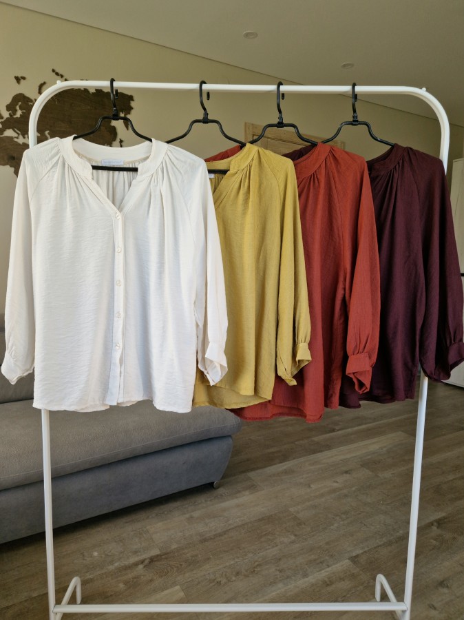 Laisvesnio modelio palaidinė (4 spalvos)