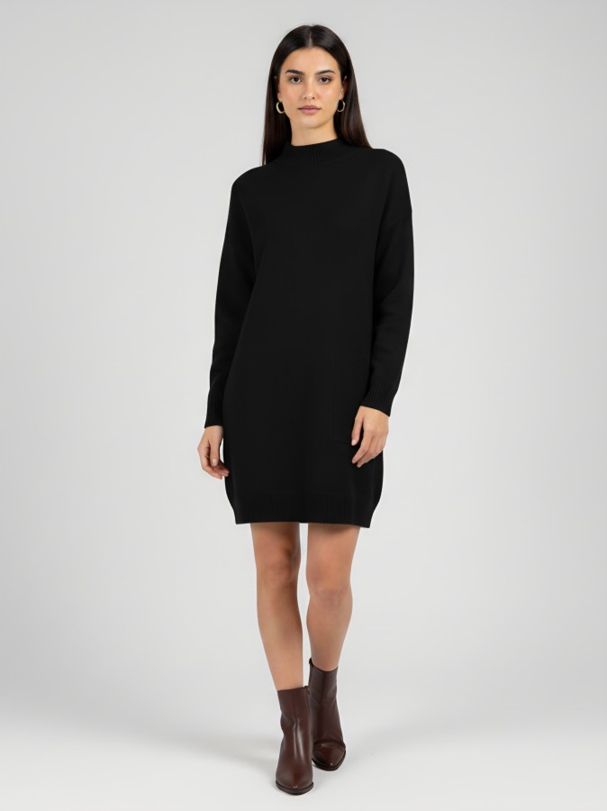 Megzta suknelė paaukštinta apykakle (3 spalvos)