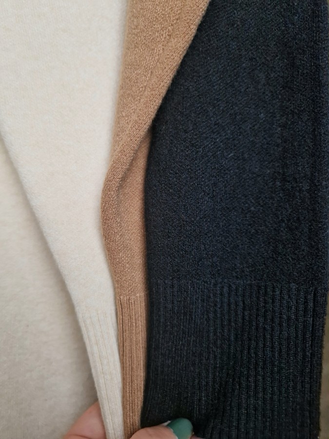 Megzta suknelė paaukštinta apykakle (3 spalvos)