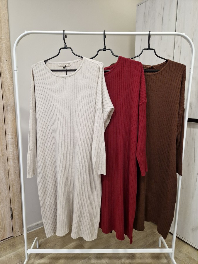 Laisvo stiliaus megzta suknelė (3 spalvos)