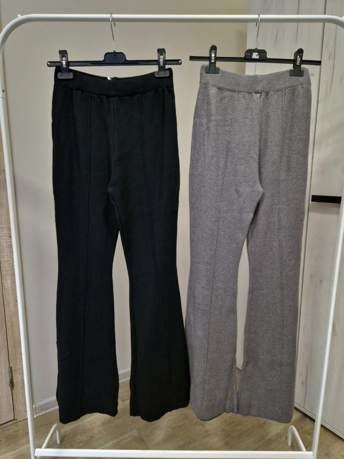 Megztos platėjančios kelnės (2 spalvos)