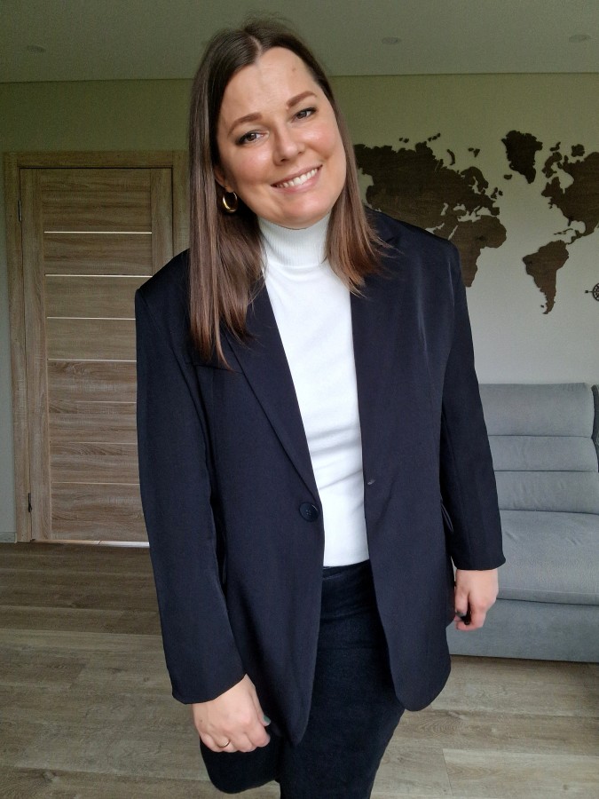 Oversize švarkas (2 spalvos)