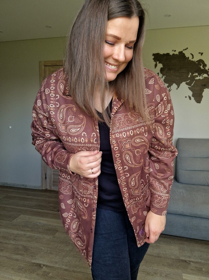 Paisley rašto marškiniai (4 spalvos)