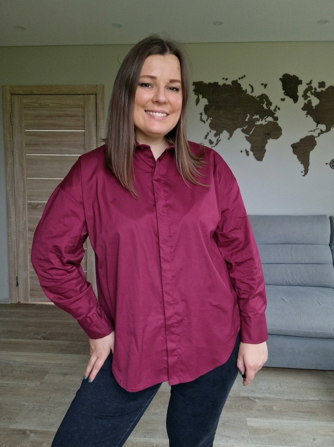 Stilingi oversize marškiniai (2 spalvos)