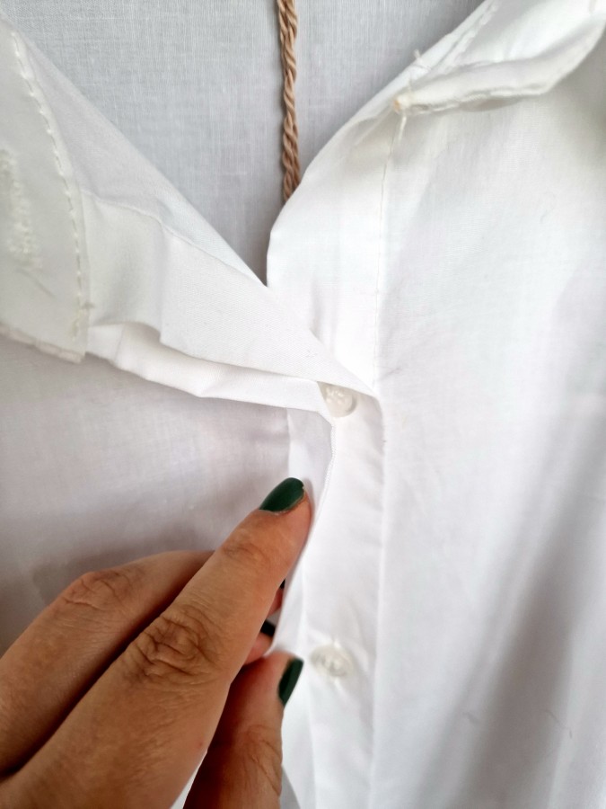 Stilingi oversize marškiniai (2 spalvos)